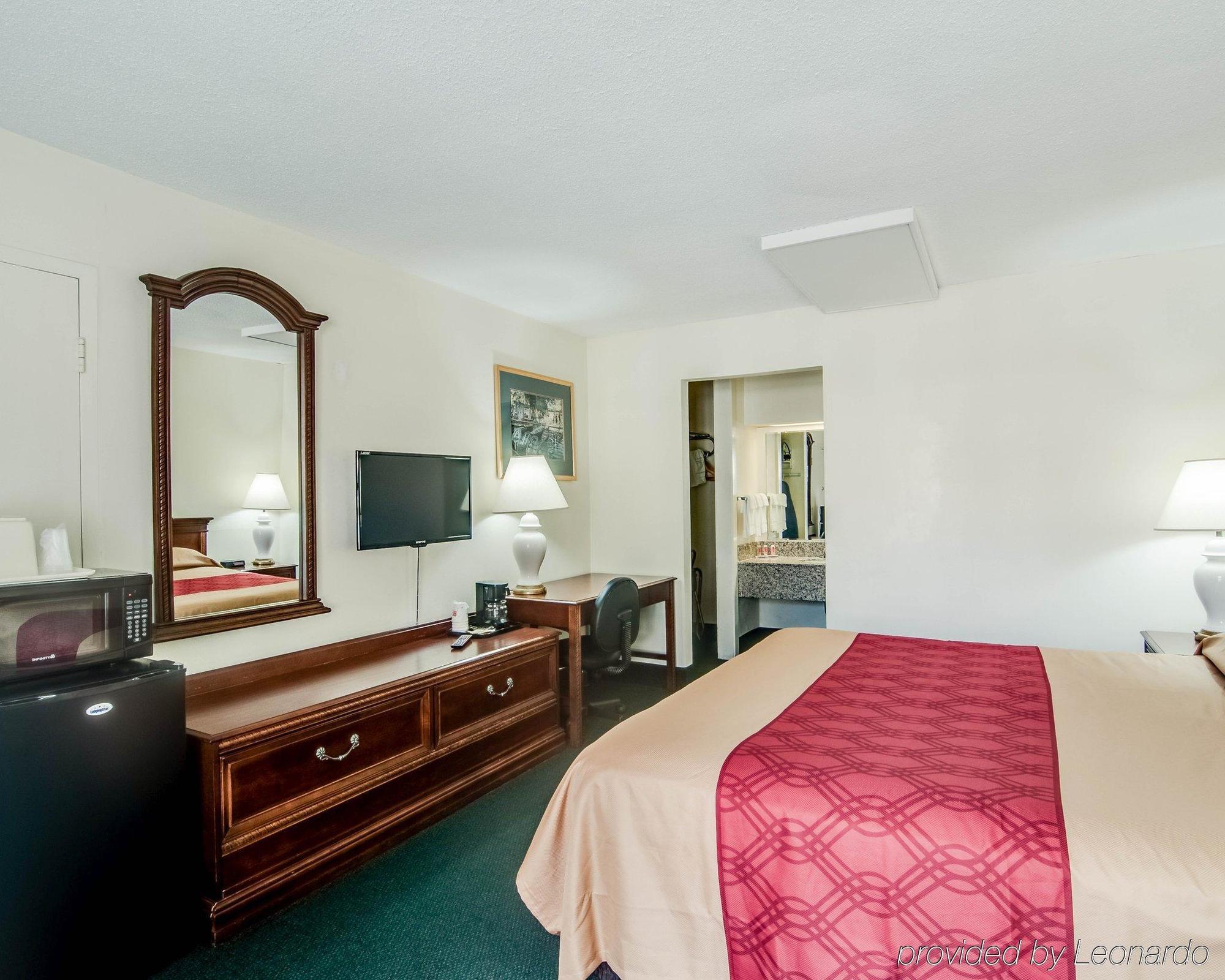 Econo Lodge Мартинсвил Екстериор снимка