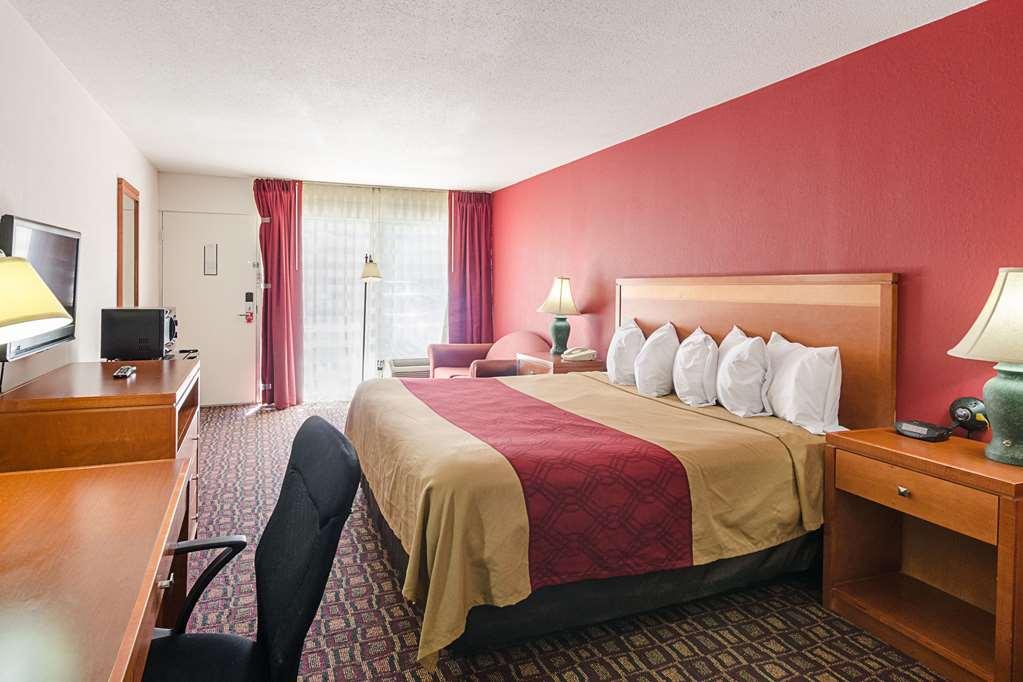 Econo Lodge Мартинсвил Стая снимка